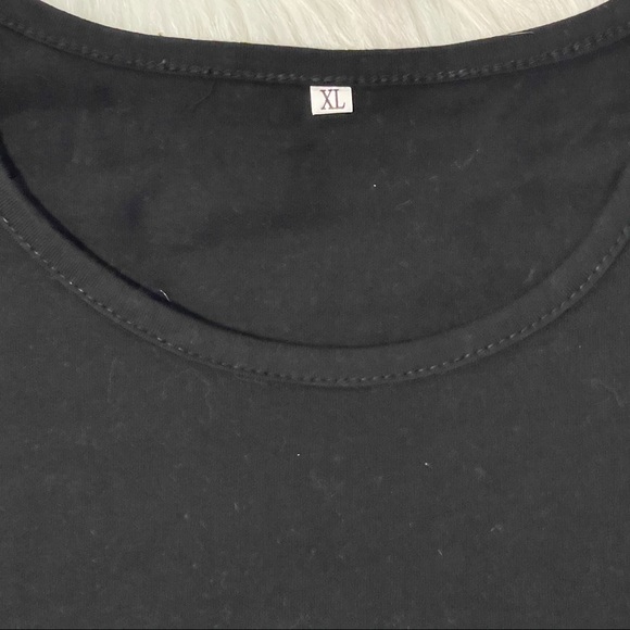 King T-Shirt - Picture 3 of 4